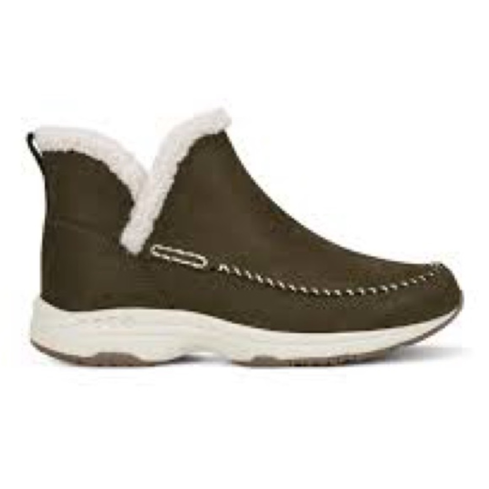 Easy Spirit Tuva Traveltime Pull-On Women's Slipper
Ankle Boots